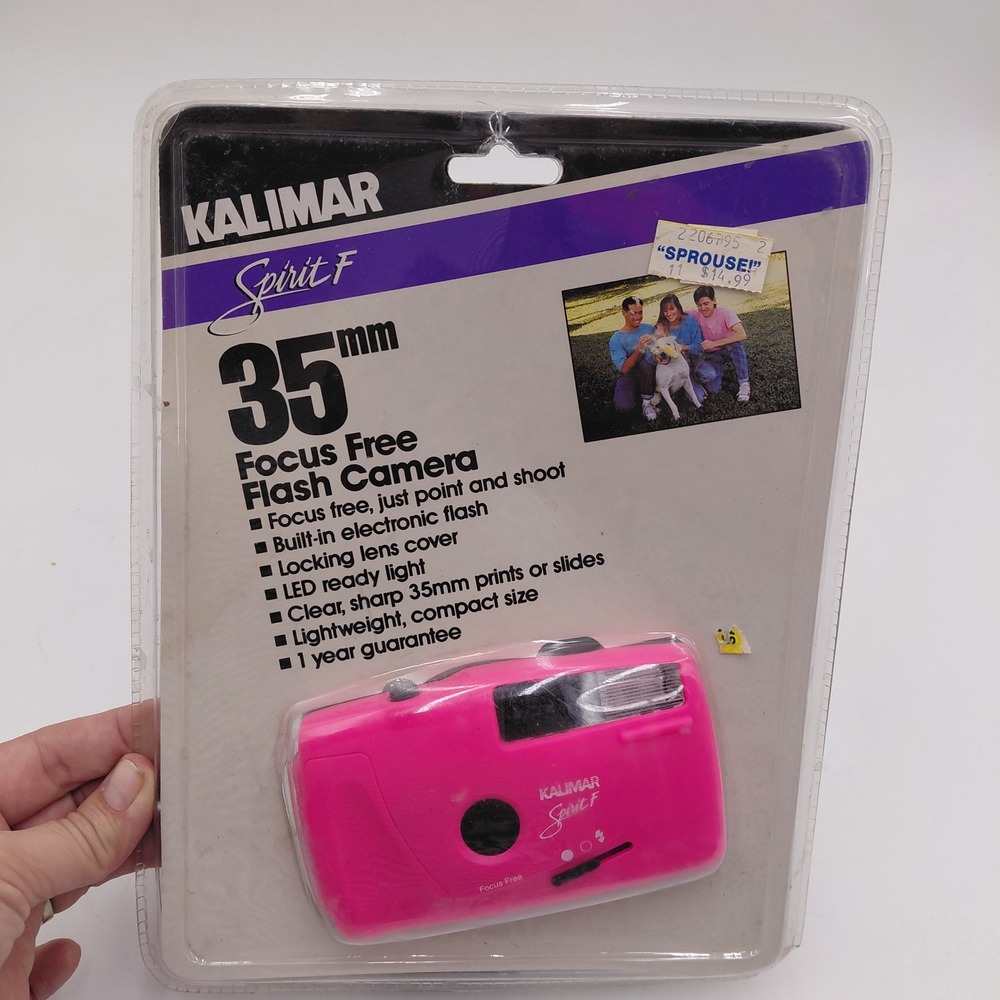 Kalimar Spirit F 35mm Focus Free Flash Camera Hot Pink 03671 Vintage Point Shoot